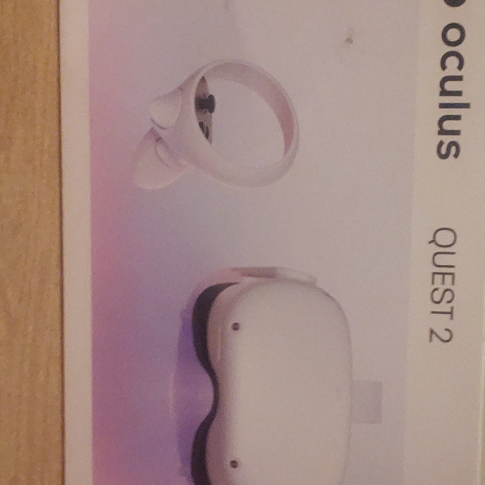 Oculus Quest 2 - Picture 3 of 3
